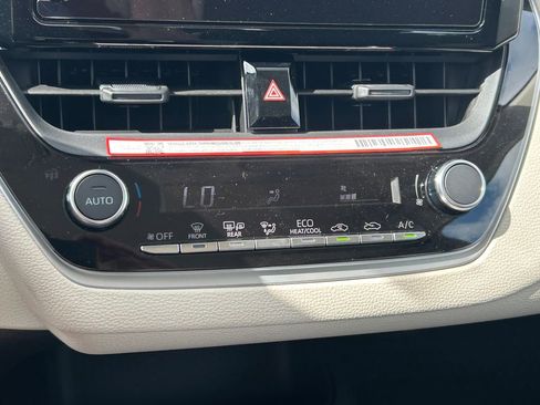 Certified 2026 Toyota Corolla LE FWD image 25