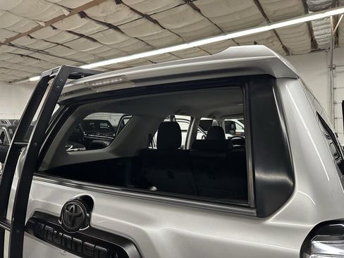 Used 2017 Toyota 4Runner TRD Off-Road image 31