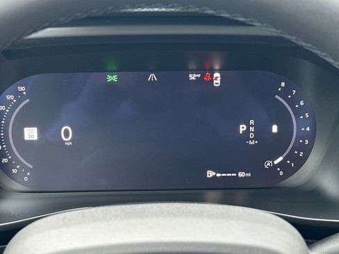 New 2026 Volvo XC40 B4 Core w/ Climate Package FWD image 27