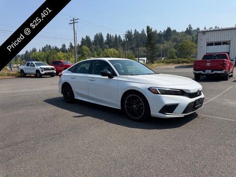 Used 2024 Honda Civic Sport image 4