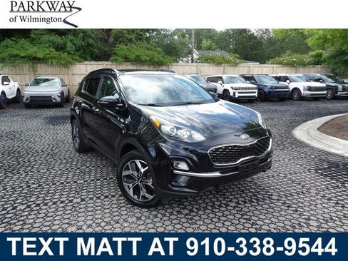 Used 2021 Kia Sportage EX w/ EX Technology Package AWD/4WD image 1