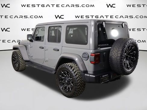 Used 2018 Jeep Wrangler Unlimited Sahara image 47