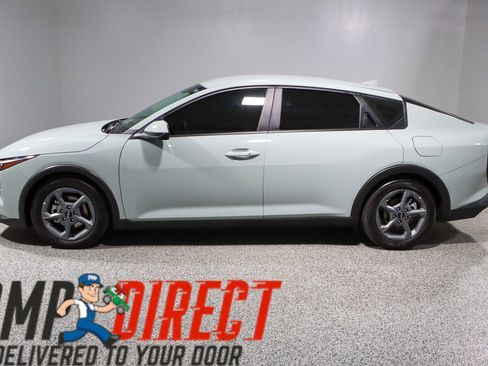 Used 2025 Kia K4 FWD image 10