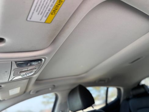 Used 2018 Kia Stinger Premium image 39