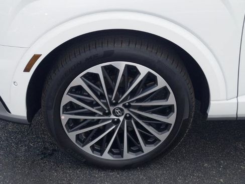 New 2027 Hyundai Palisade Calligraphy FWD image 11