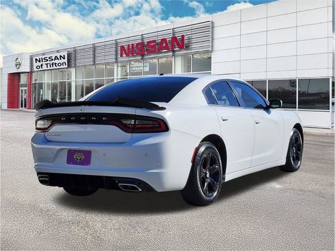 Used 2022 Dodge Charger SXT image 7