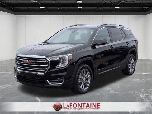 Used 2024 GMC Terrain SLT image 1