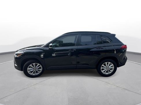 Certified 2024 Toyota Corolla Cross LE FWD image 9