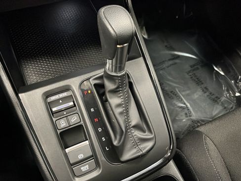 Used 2024 Honda CR-V LX image 18