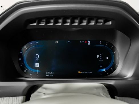 Used 2025 Volvo XC90 B6 Ultra w/ Protection Package Premier image 43