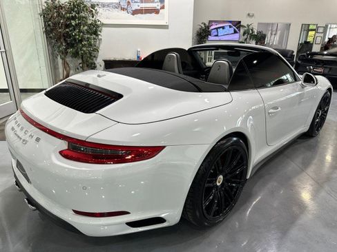 Used 2017 Porsche 911 Carrera 4S AWD/4WD image 16