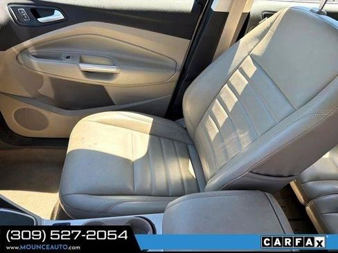 Used 2015 Ford C-MAX Energi SEL w/ Equipment Group 302A FWD image 10