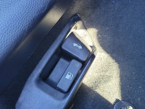 Used 2022 Toyota Corolla SE image 21