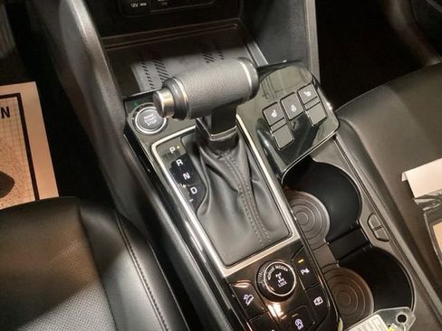 Certified 2023 Kia Sportage EX AWD/4WD image 18