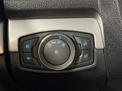 Used 2016 Ford Explorer XLT AWD/4WD image 26