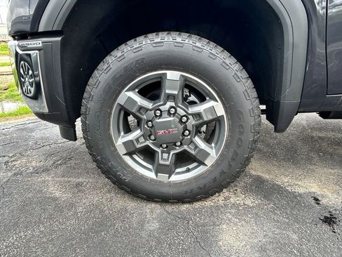 New 2026 GMC Sierra 2500 SLT AWD/4WD image 35