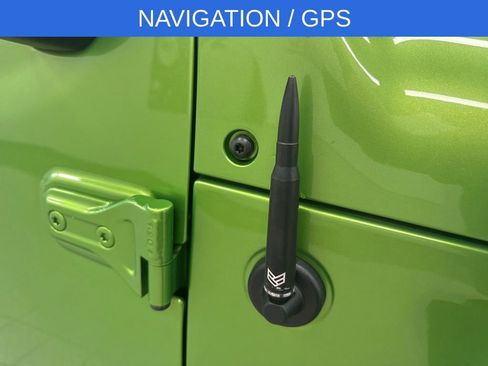 Used 2018 Jeep Wrangler Unlimited Sahara image 9