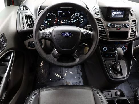 Used 2022 Ford Transit Connect XL image 11