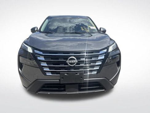 Used 2024 Nissan Rogue SV AWD/4WD image 18