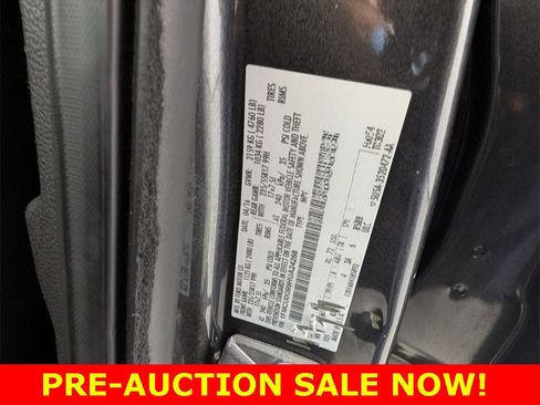 Used 2017 Ford Escape SE image 27