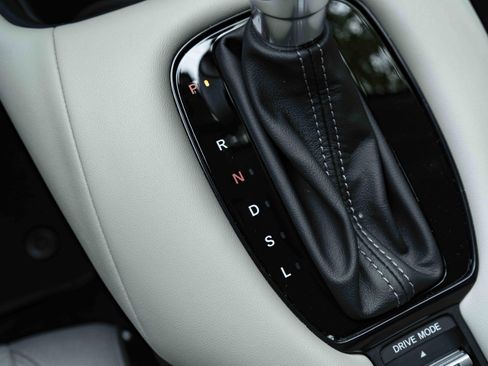 Used 2026 Honda HR-V LX image 30