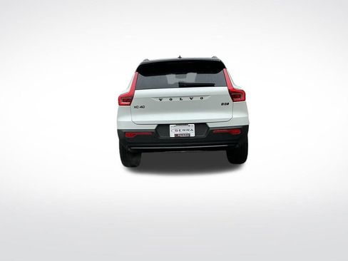 New 2026 Volvo XC40 B5 Ultra w/ Climate Package AWD/4WD image 6