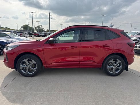 Certified 2024 Ford Escape ST-Line image 12