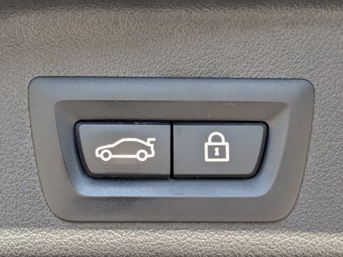 Used 2023 BMW X5 sDrive40i w/ Executive Package image 14