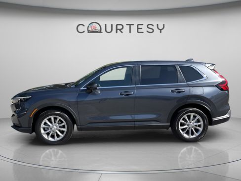 Used 2025 Honda CR-V EX image 4