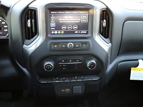 Used 2022 Chevrolet Silverado 1500 Custom w/ LPO, Dark Essentials Package image 19