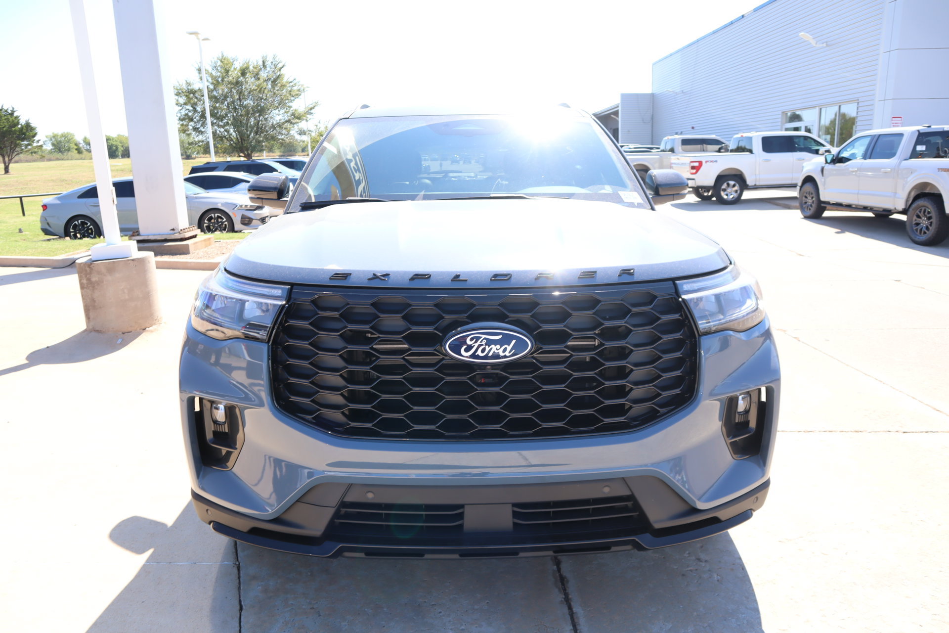 New 2027 Ford Explorer ST-Line w/ Premium Package AWD/4WD image 11