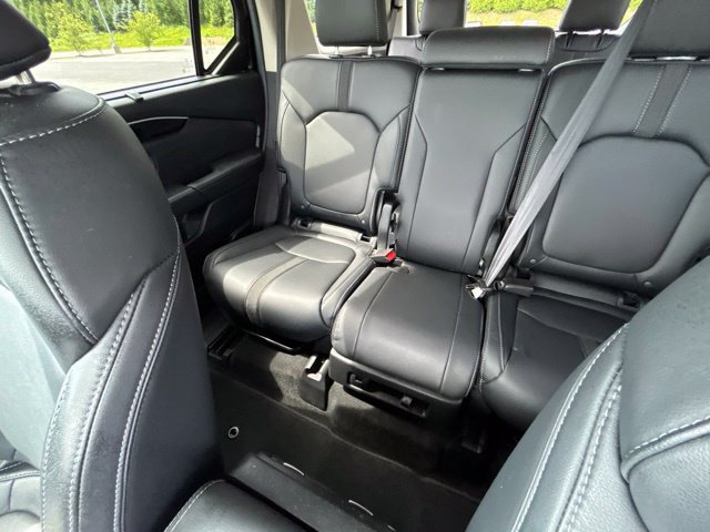 Used 2025 Honda Pilot EX-L image 22