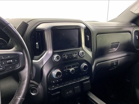 Used 2019 GMC Sierra 1500 SLT w/ SLT Premium Plus Package AWD/4WD image 9