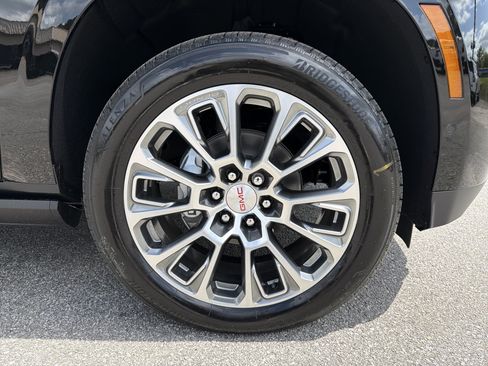 New 2026 GMC Yukon XL Denali w/ Sun & Power Step Package RWD image 14
