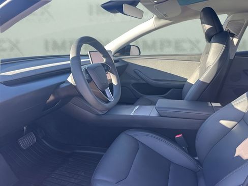 Used 2025 Tesla Model 3 Long Range image 9