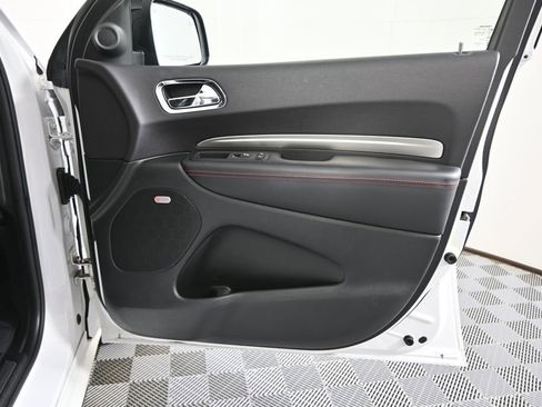 Used 2016 Dodge Durango R/T w/ Technology Group image 12