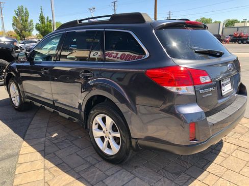 Used 2013 Subaru Outback 2.5i Premium AWD/4WD image 4