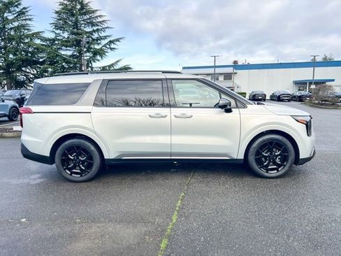 New 2026 Kia Carnival SX Prestige FWD image 5