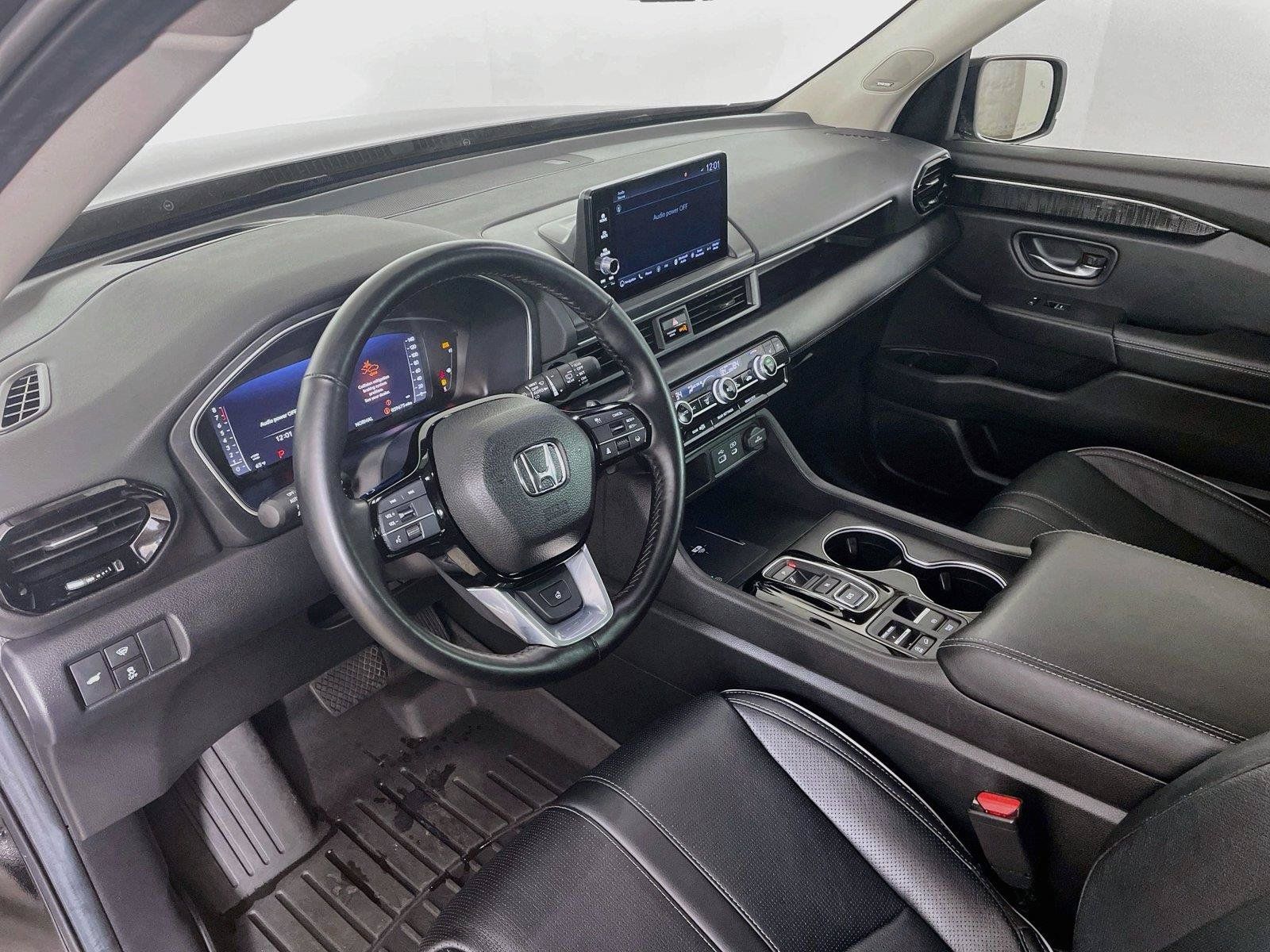 Used 2023 Honda Pilot Elite image 24