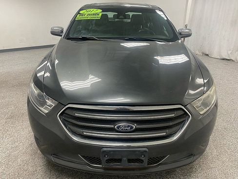 Used 2017 Ford Taurus Limited w/ Driver Assist Package image 2