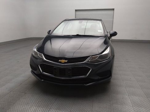 Used 2018 Chevrolet Cruze LT image 15