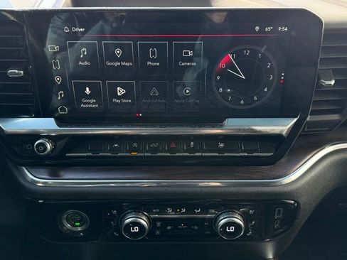 Certified 2023 GMC Sierra 1500 SLT w/ SLT Convenience Package AWD/4WD image 10
