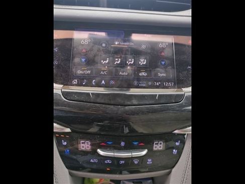 Used 2022 Cadillac XT6 Premium Luxury w/ Technology Package AWD/4WD image 34
