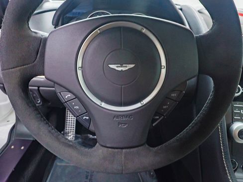 Used 2011 Aston Martin V12 Vantage Coupe image 53