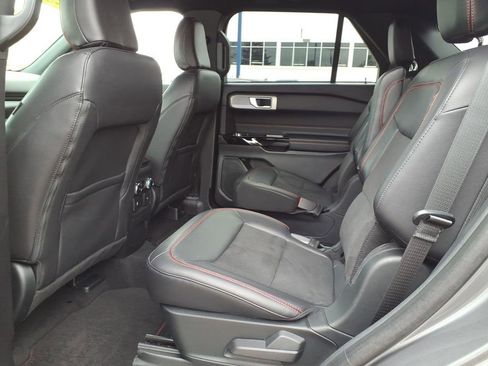 Used 2023 Ford Explorer ST-Line w/ Class IV Trailer Tow Package image 12