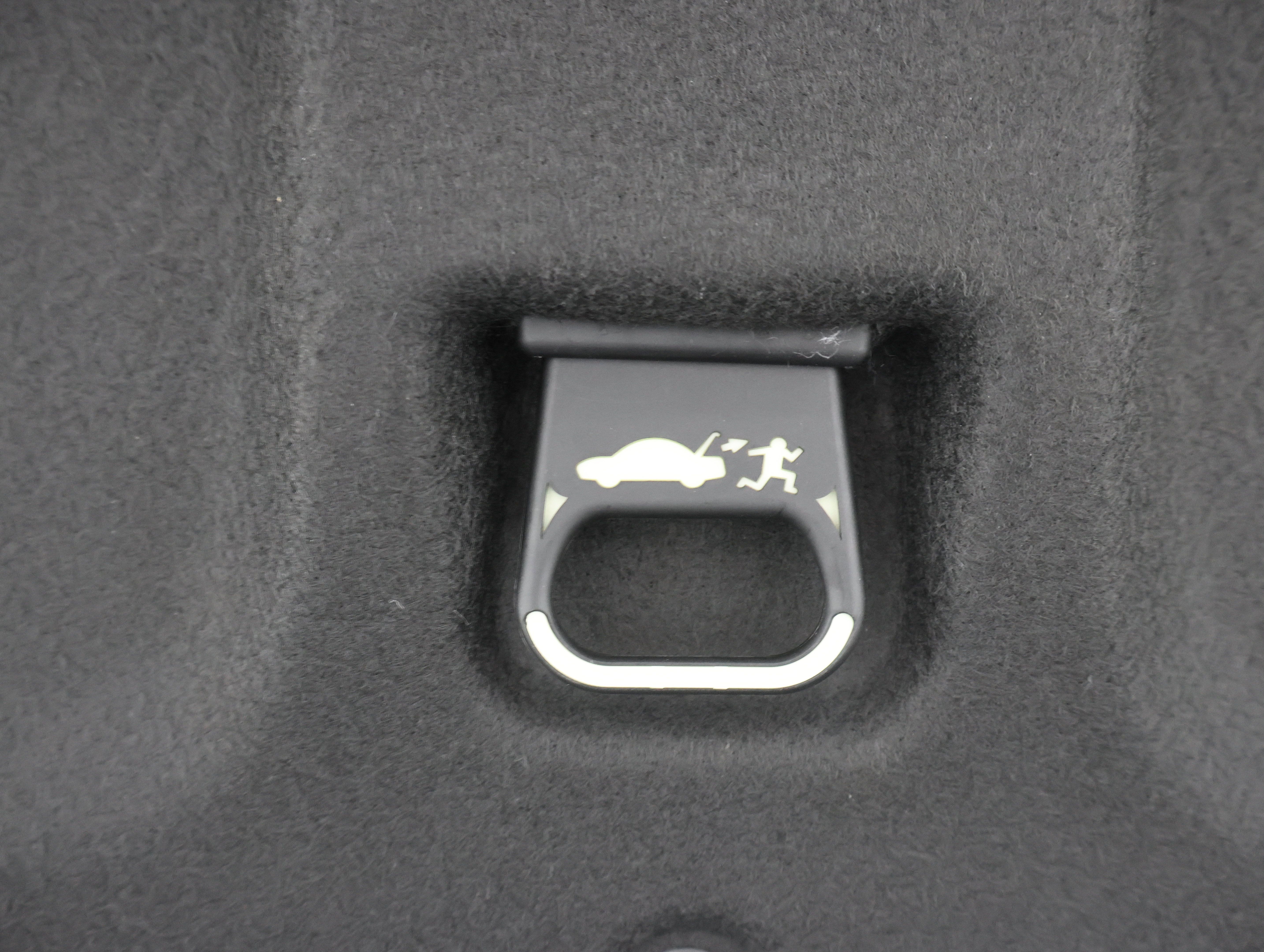 Used 2020 Chevrolet Camaro ZL1 RWD image 30