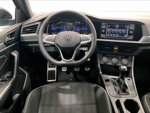 Used 2023 Volkswagen Jetta Sport FWD image 17
