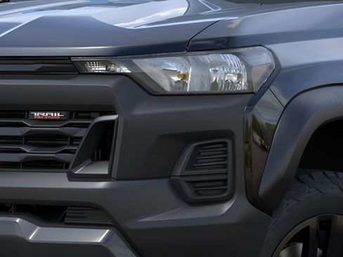 New 2025 Chevrolet Colorado Trail Boss w/ Midnight Edition image 10
