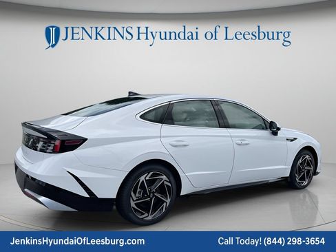 New 2026 Hyundai Sonata SEL FWD image 4