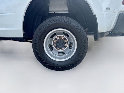 Used 2024 RAM 3500 Tradesman w/ Bed Utility Group AWD/4WD image 31